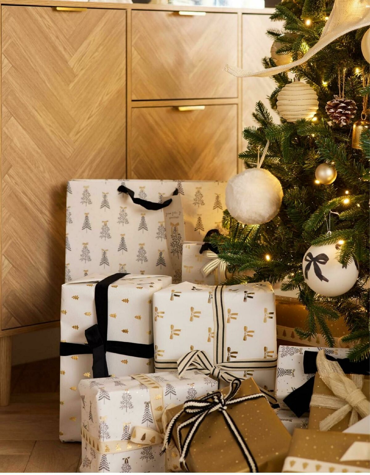 B&M Christmas Offers from 24 October