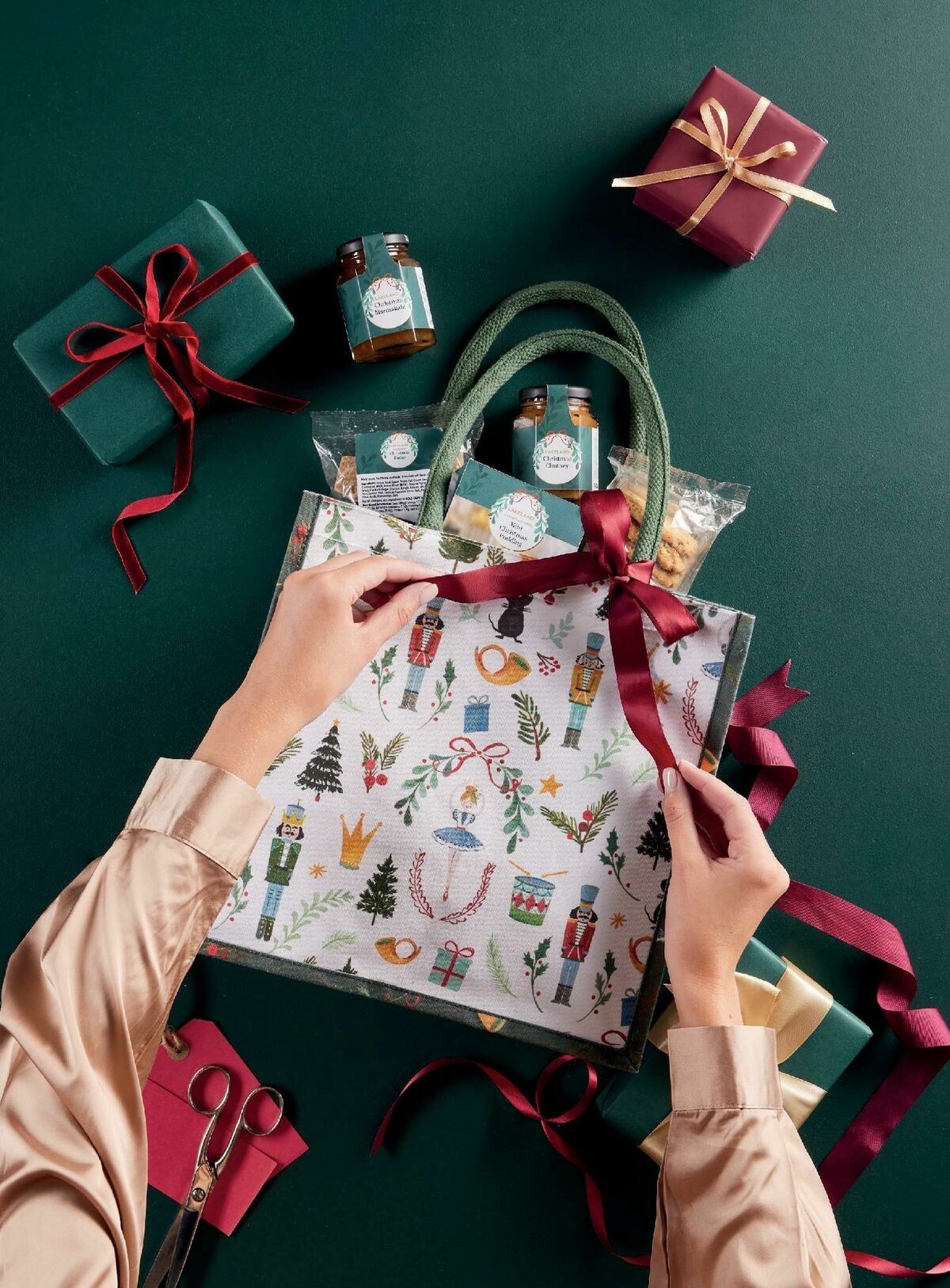 Lakeland Christmas Catalogue Offers from 10 November